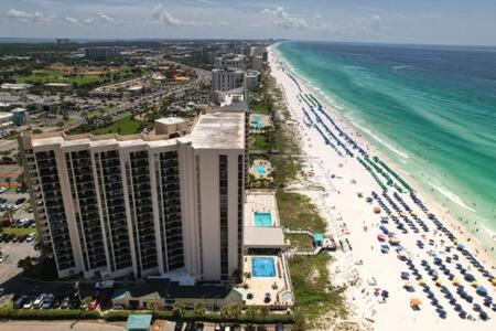 The Oyster By Brightwild-Beachfront Condo Destin Esterno foto